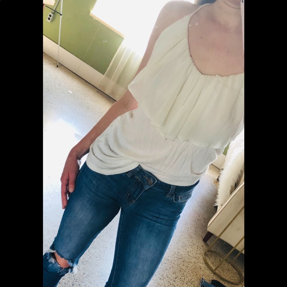 Perfect with jeans flowy summer/spring tank!